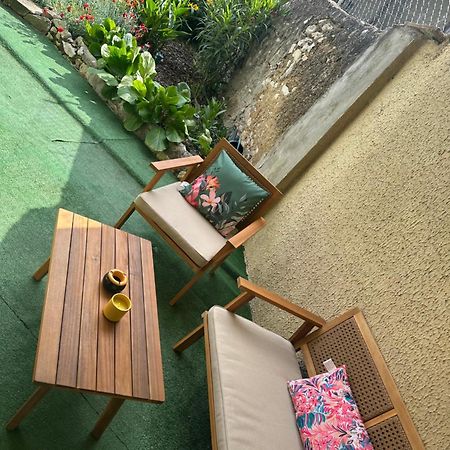 Appartement En Rez De Jardin Tout Equipe Флёранс Экстерьер фото